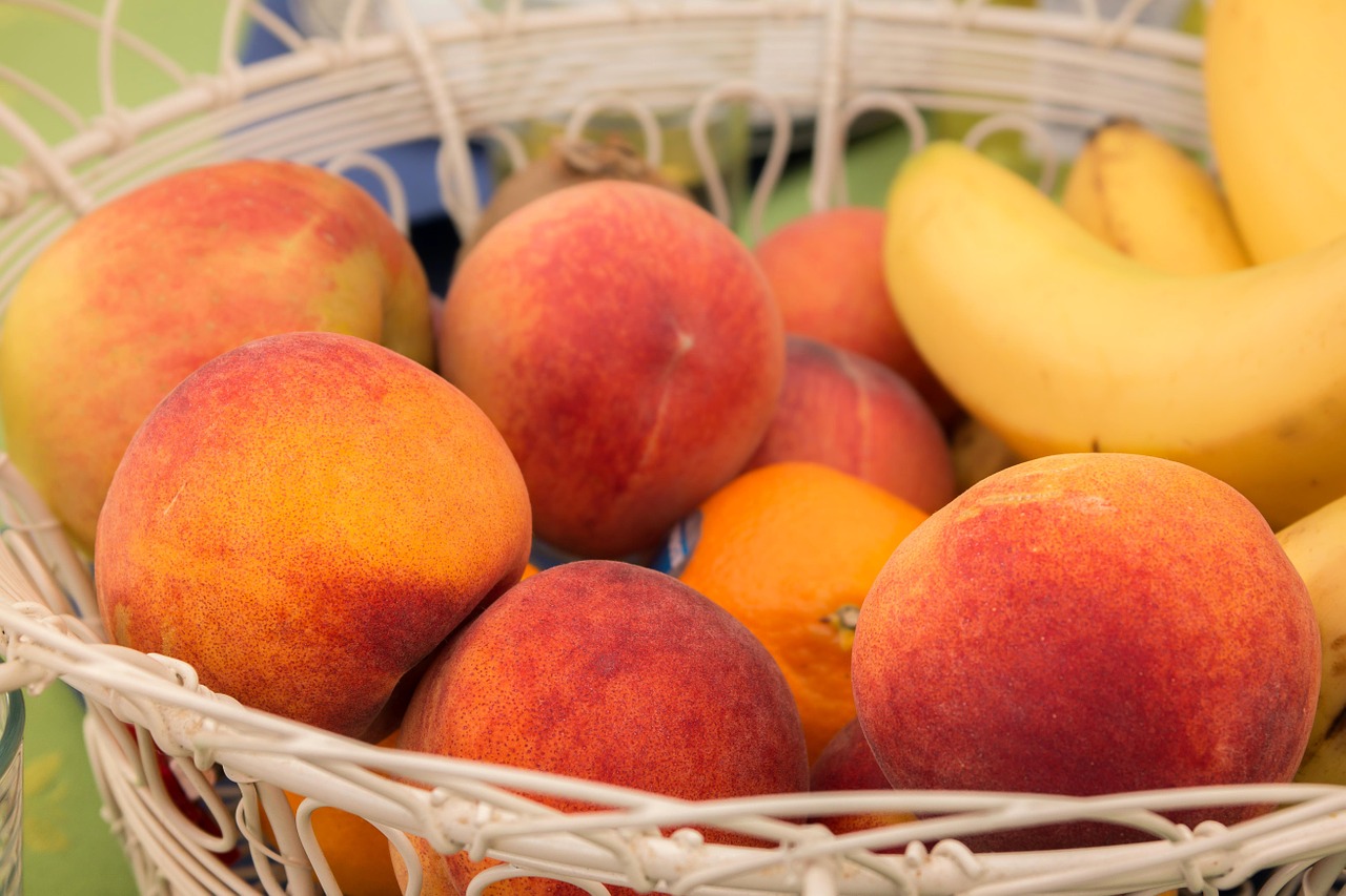 吃桃子的好处和坏处 桃子是凉性还是热性