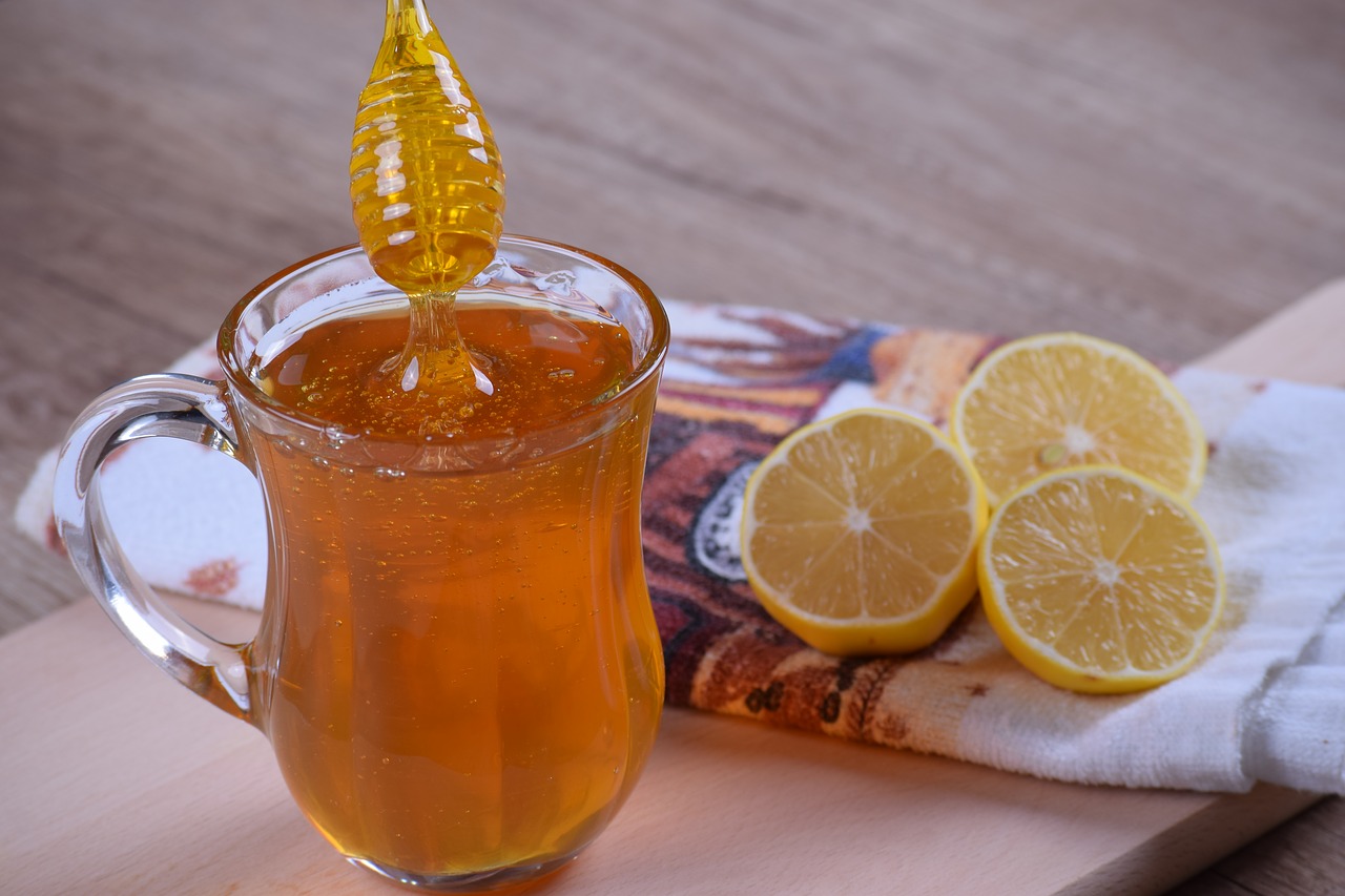 喝蜂蜜有什么好处 蜂蜜可以放冰箱吗