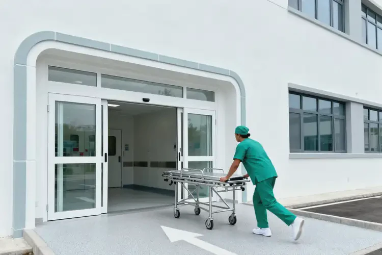 2025年河南南陽(yáng)急診科哪個(gè)醫(yī)院好(圖2)