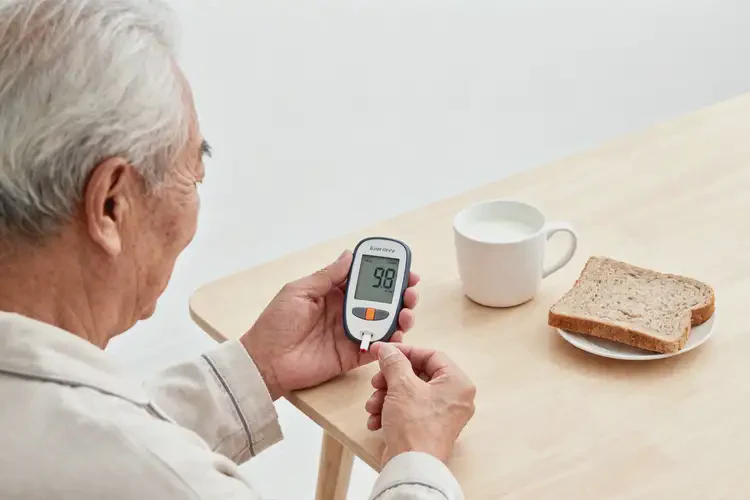 老年人早餐血糖20(图1)