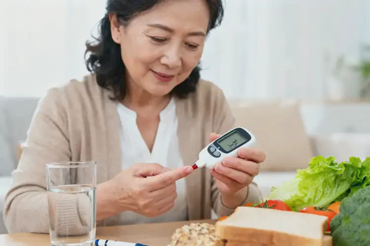 更年期女性睡前血糖14點1是怎么回事(圖2)