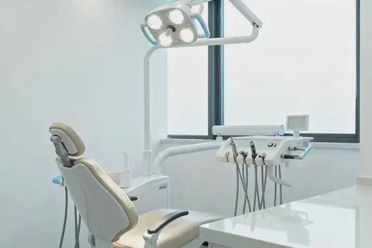 2025年湖北孝感三甲醫(yī)院牙科收費價目表(圖2)