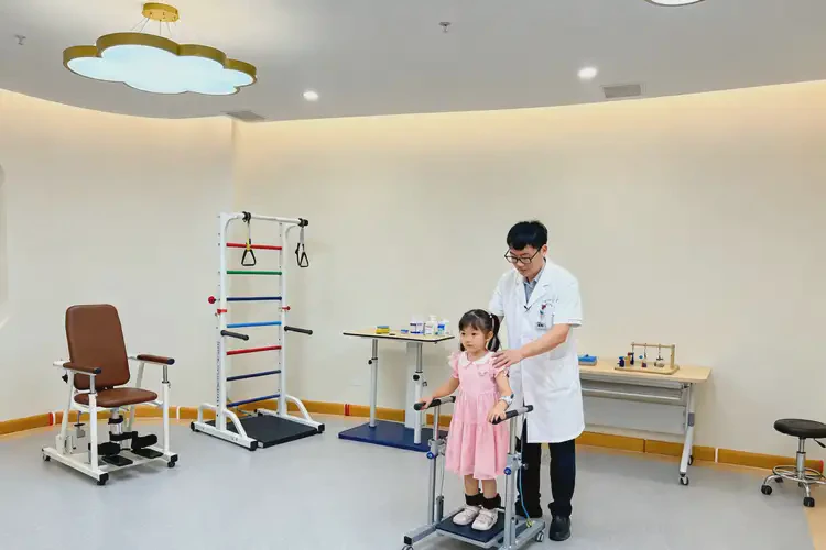 內(nèi)蒙古呼倫貝爾康復(fù)科治療發(fā)育遲緩多少錢(qián)(圖3)