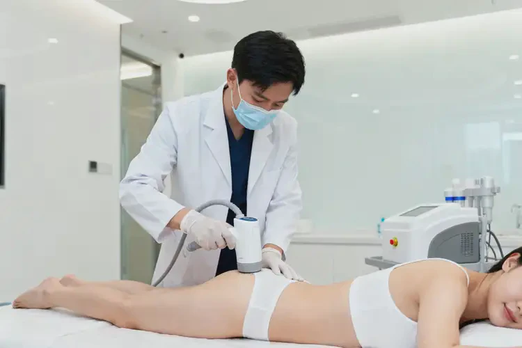 2025年黑龙江鸡西动氧瘦臀部做的最好的医生(图3)