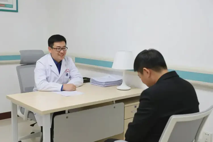 黑龍江鶴崗去醫(yī)院檢查社交恐懼癥貴嗎(圖3)