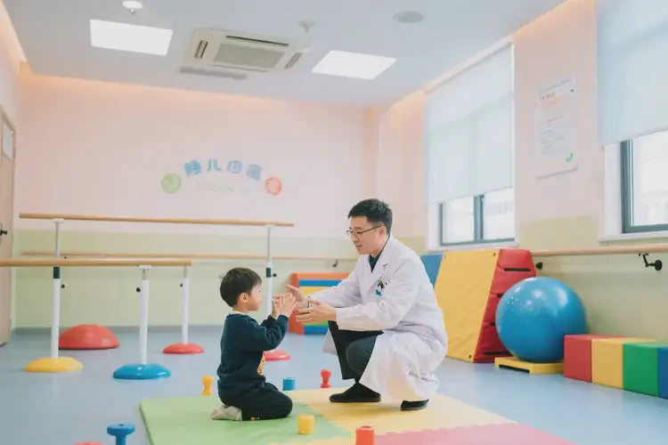 黑龍江伊春康復(fù)科兒童發(fā)育遲緩康復(fù)(圖2)