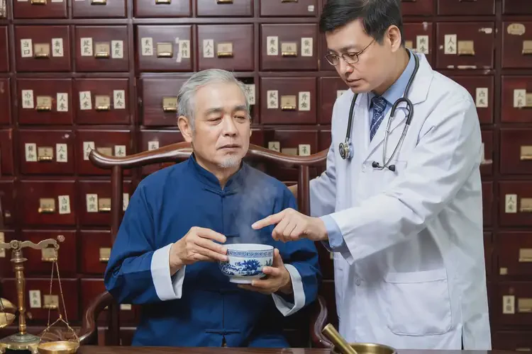 老年人身上的濕疹怎么治療最好(圖2)