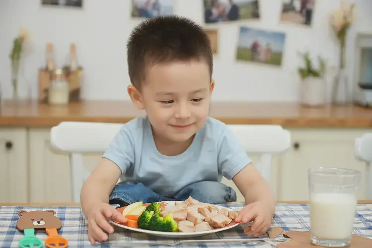 小孩晚餐血糖15點(diǎn)0是怎么回事(圖2)