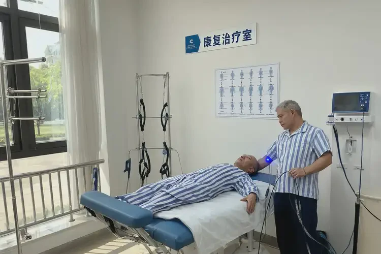 湖南常德康復(fù)科如何治療腰背疼(圖3)