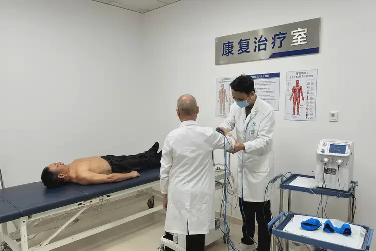 云南保山康复科看肌肉疼要多久(图4)