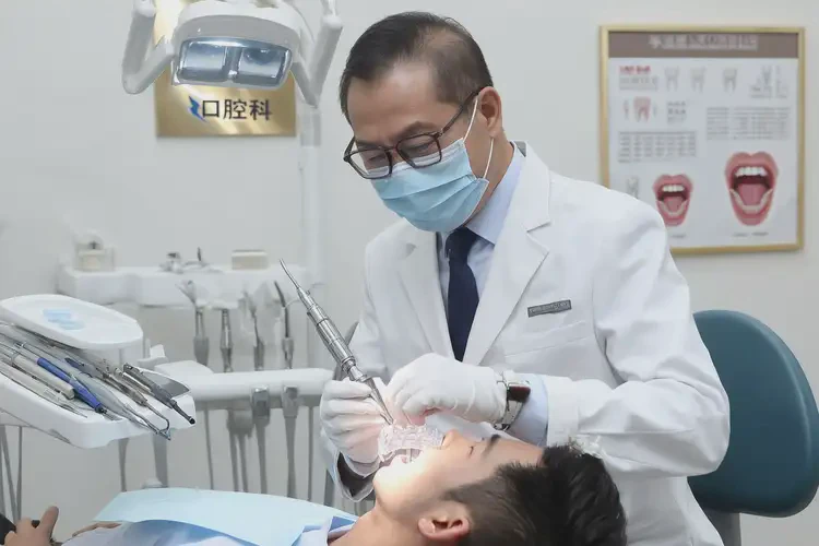 金昌正畸科專(zhuān)家排名前十名(圖4)