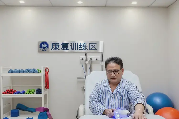 康復(fù)科對(duì)手指疼痛的調(diào)理(圖2)