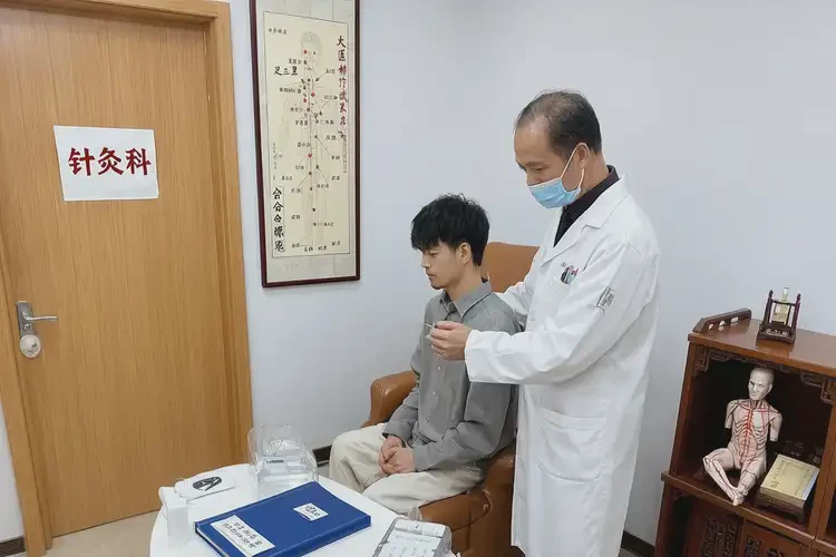 可克達(dá)拉中醫(yī)科哪個(gè)醫(yī)院好(圖3)