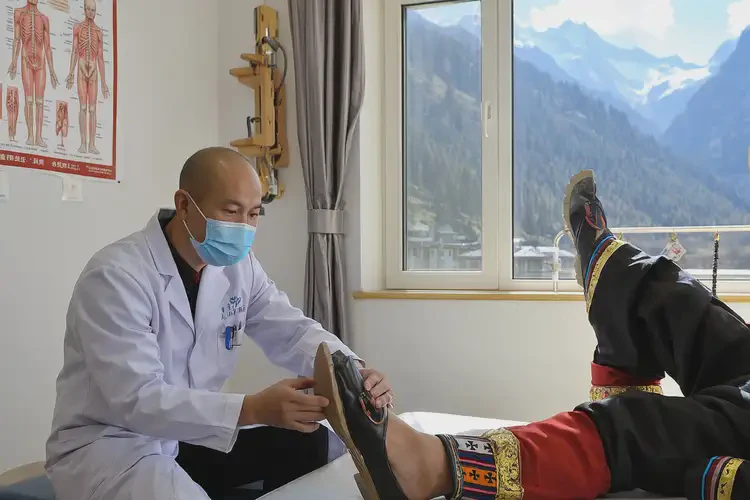 西藏林芝康復科看踝關節(jié)疼要多久(圖4)