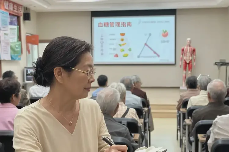 更年期女性晚餐血糖8點(diǎn)7是糖尿病嗎(圖2)