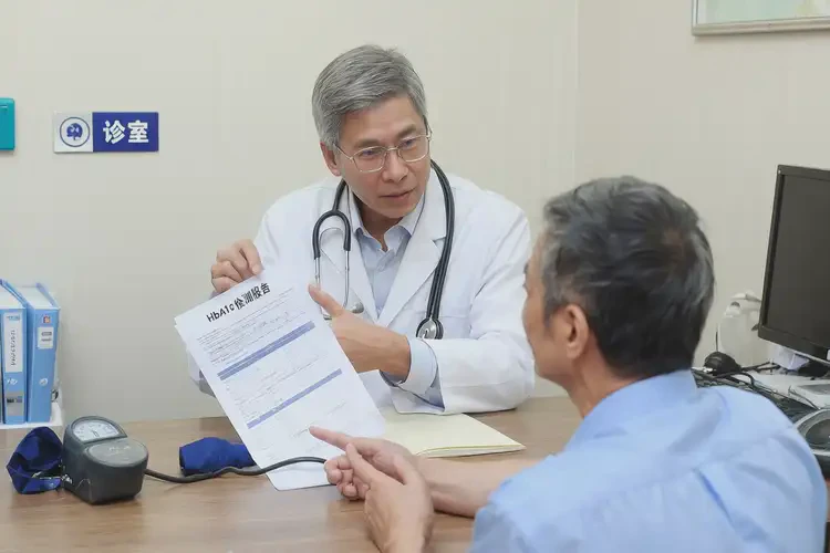 中年人中午血糖20點(diǎn)6是糖尿病嗎(圖1)