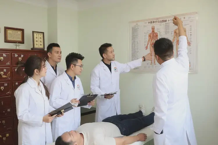 可克達(dá)拉推拿科醫(yī)院排名(圖1)