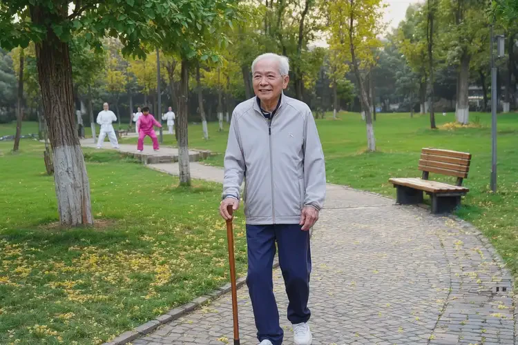 老年人餐后血糖14點1意味著什么(圖2)