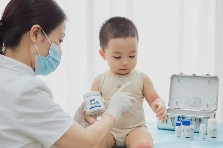 幼儿全身经常长湿疹会自己好吗(图1)