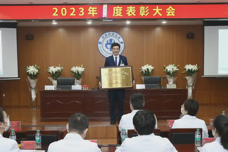 2025年廣西貴港感染科醫(yī)院(圖1)