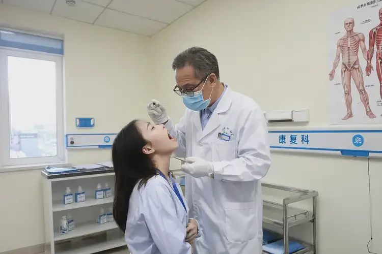 吉林通化康復科看咽部疼要多少錢(圖4)