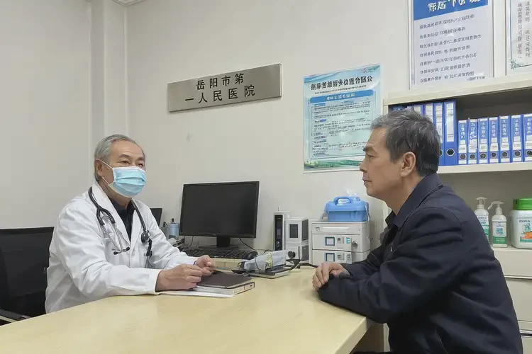 岳陽普通外科最出名的醫(yī)院(圖1)