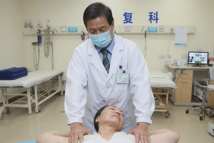 廣東茂名康復(fù)科治療肌筋膜疼痛綜合征要多少錢(qián)(圖4)