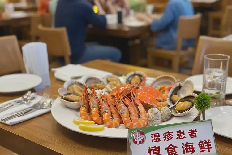 大學(xué)生小腿容易長(zhǎng)濕疹有哪些要特別忌口(圖3)