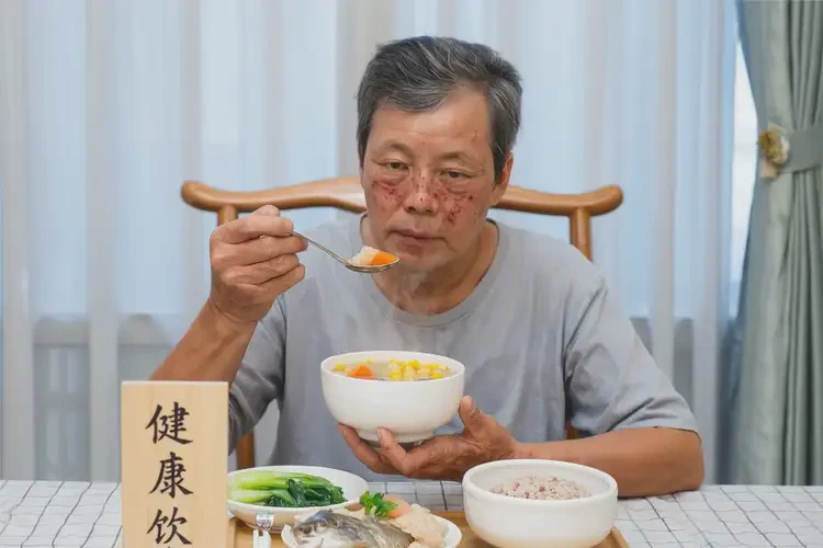 紅疹可以喝玉米胡蘿卜豬骨湯嗎(圖4)