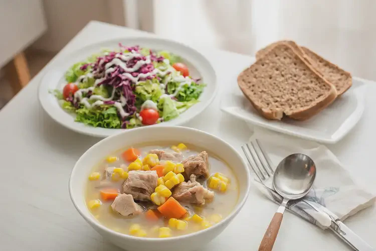 紅疹可以喝玉米胡蘿卜豬骨湯嗎(圖1)