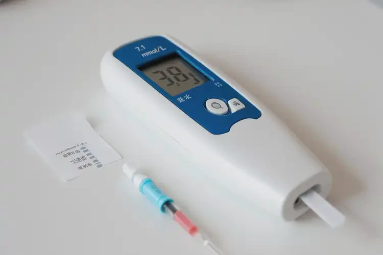 中年人睡前血糖7點1是糖尿病嗎(圖4)