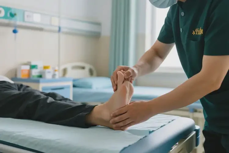 新疆博爾塔拉康復(fù)科看腳痛要多少錢(圖4)