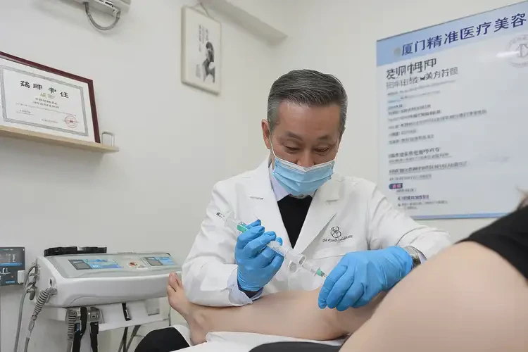 2025年福建廈門注射瘦小腿做的最好的醫(yī)生(圖4)