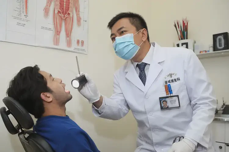 山西晉城康復(fù)科看喉嚨疼要多少錢(圖4)