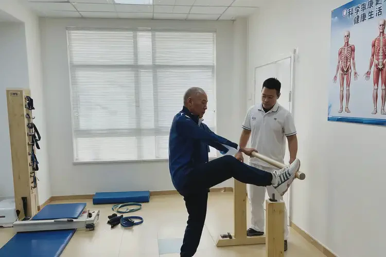 云南德宏康复科韧带撕裂康复(图3)