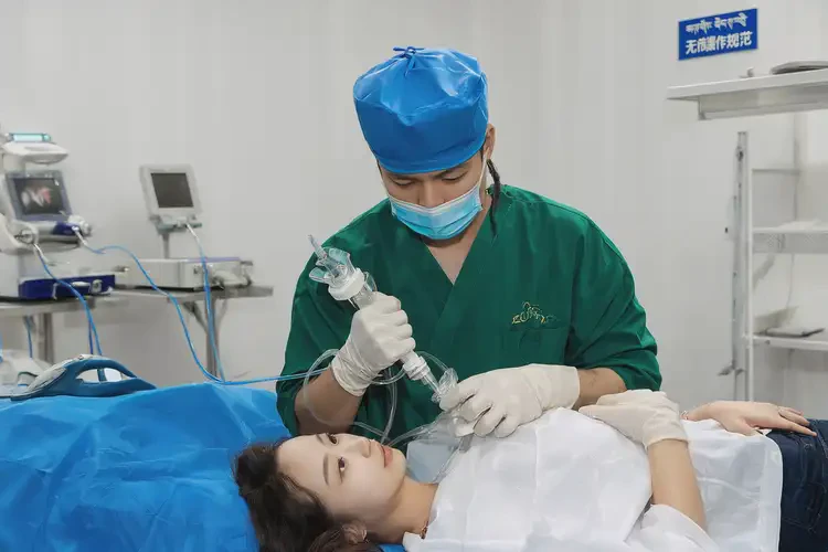 2025年西藏拉薩做自體脂肪移植大概多少錢(圖3)