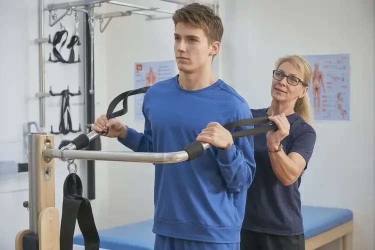 湖北荊門康復(fù)科急性腰扭傷(圖2)