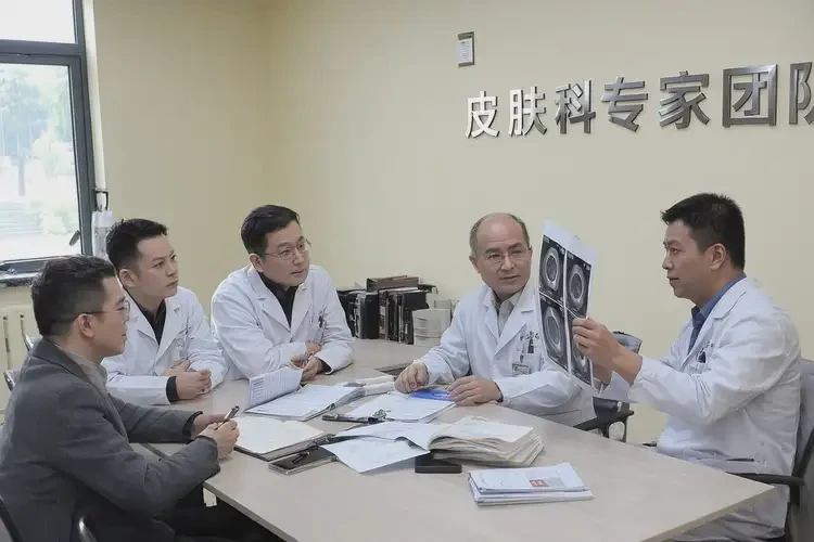 2025年西藏日喀則皮膚科醫(yī)院哪個(gè)醫(yī)院最好(圖4)