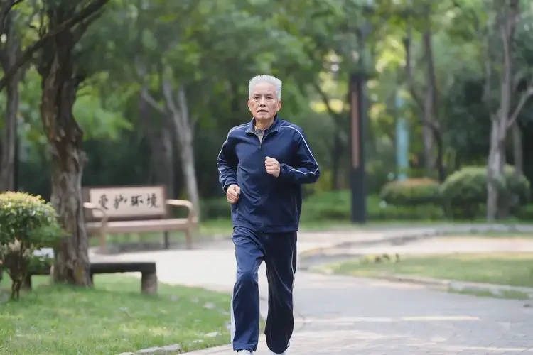 老年人早上血糖26(圖1)