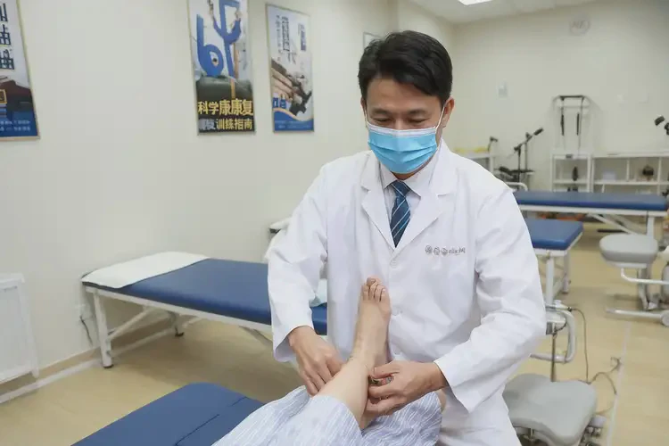 遼寧阜新康復(fù)科看足跟疼要多久(圖3)