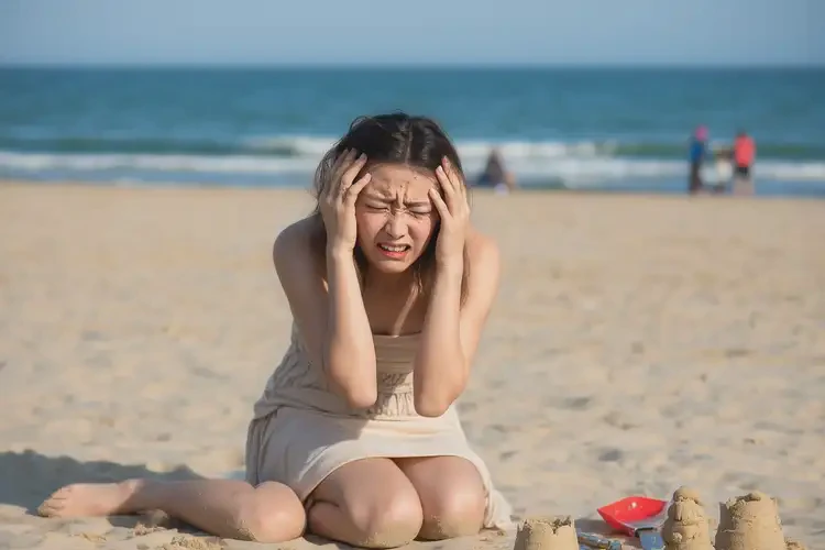 23歲女生海邊玩沙子感染食腦蟲有什么癥狀(圖4)