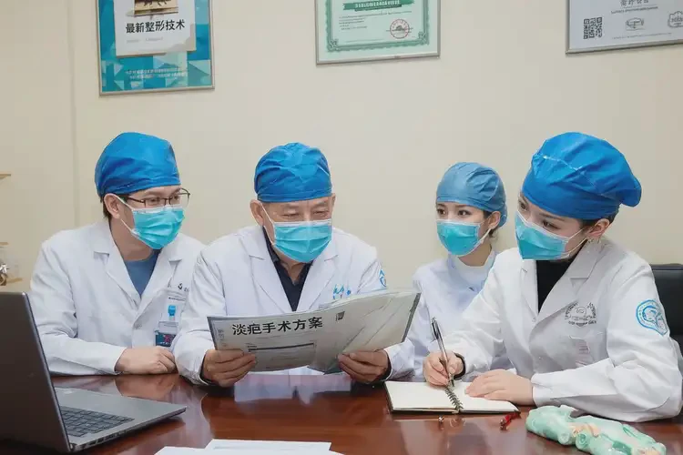 2025年湖北神農(nóng)架林區(qū)手術(shù)淡疤哪家做的好(圖2)