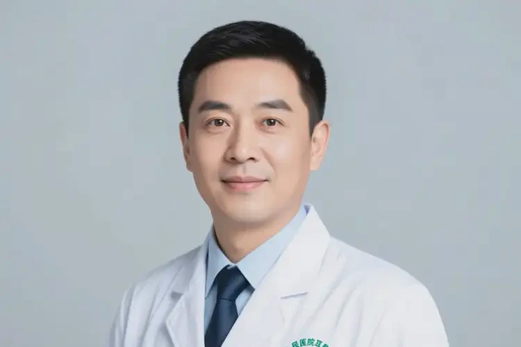 2025年山西晉城自體軟骨墊鼻基底做的最好的醫(yī)生(圖2)