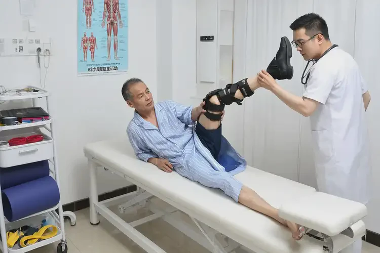 云南曲靖康復(fù)科韌帶撕裂(圖2)