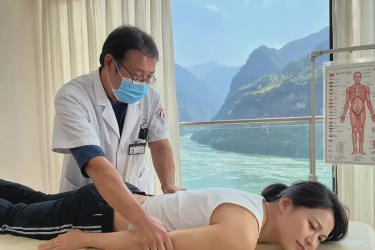 云南怒江康復(fù)科看肌肉疼要多久(圖4)