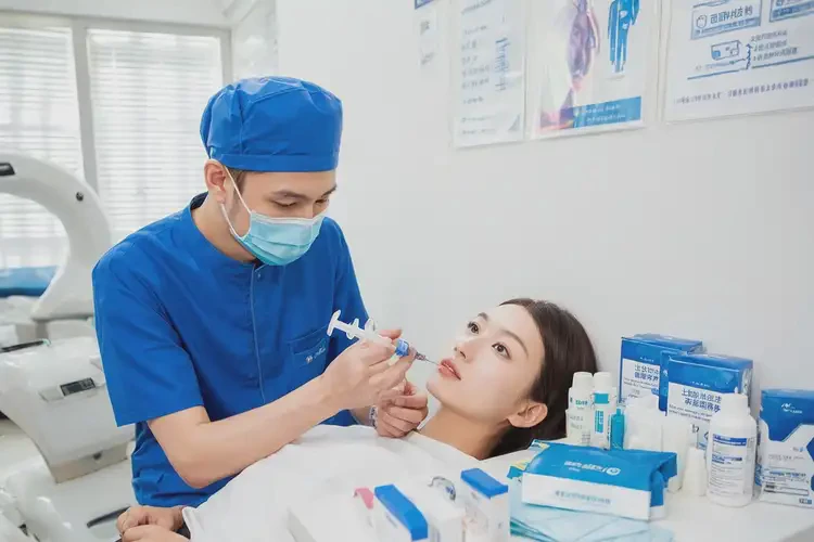 2025年吉林長春膠原蛋白填充蘋果肌做的最好的醫(yī)生(圖3)