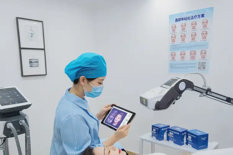 2025年吉林長春膠原蛋白填充蘋果肌做的最好的醫(yī)生(圖2)