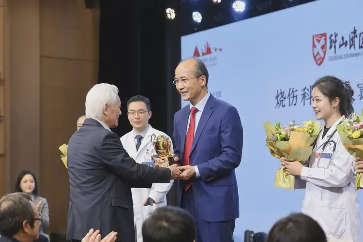 佛山燒傷科專家排名前十名(圖2)