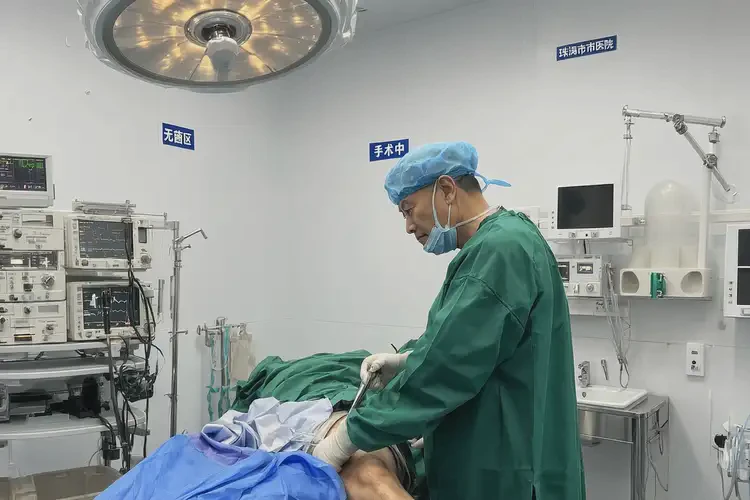 廣東珠?？祻?fù)科治療韌帶撕裂要多少錢(圖3)