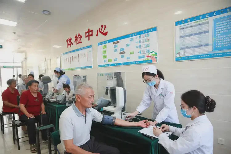 湖南张家界去医院检查暴饮暴食费用一般是多少(图4)